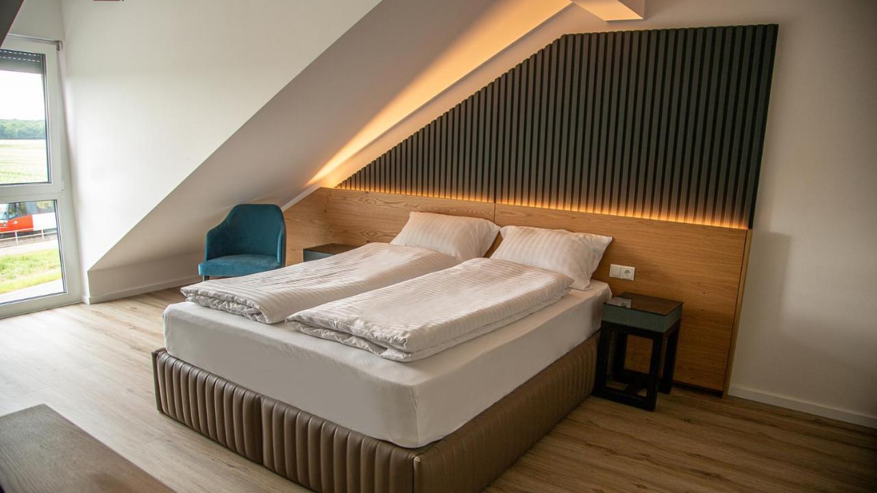 Rheinapart Hotel Und Boardinghouse Bornheim  Eksteriør bilde