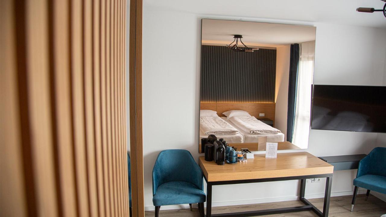 Rheinapart Hotel Und Boardinghouse Bornheim  Eksteriør bilde