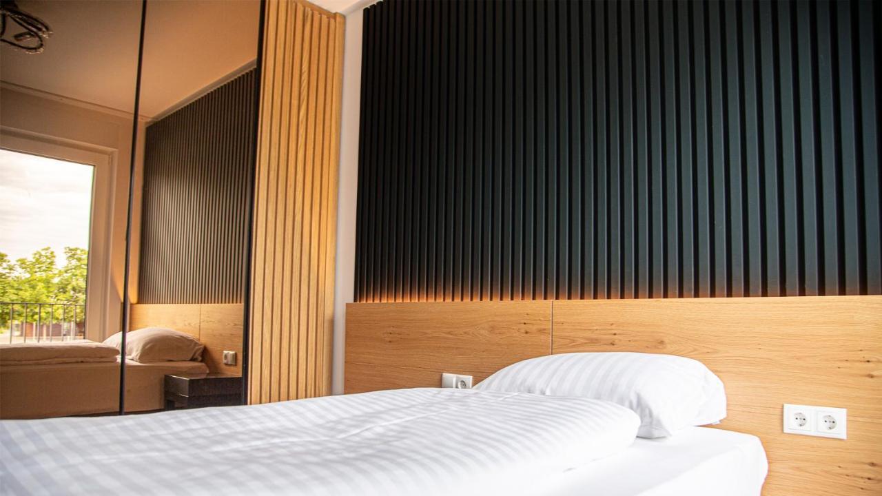 Rheinapart Hotel Und Boardinghouse Bornheim  Eksteriør bilde